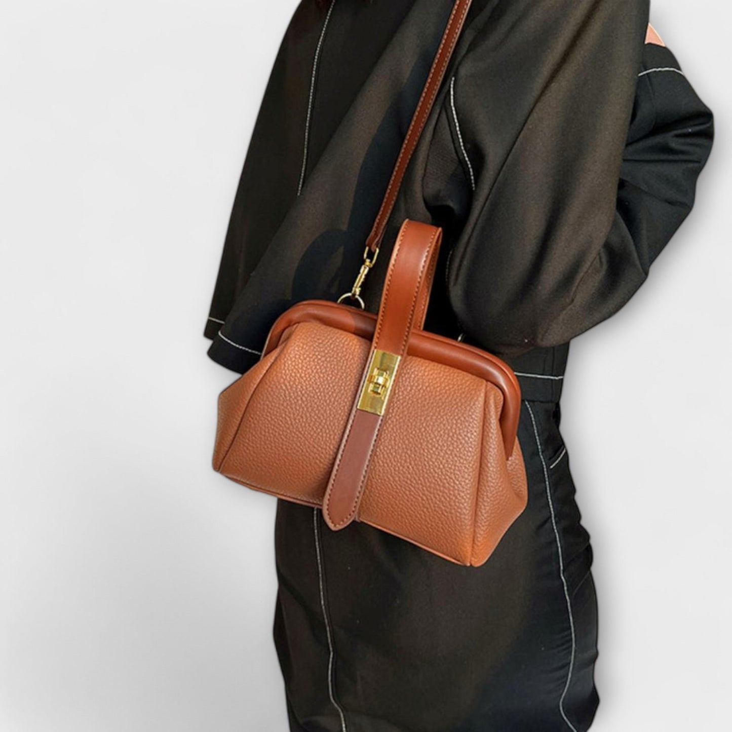 Maelis - Crossbody kabelka ve vintage stylu
