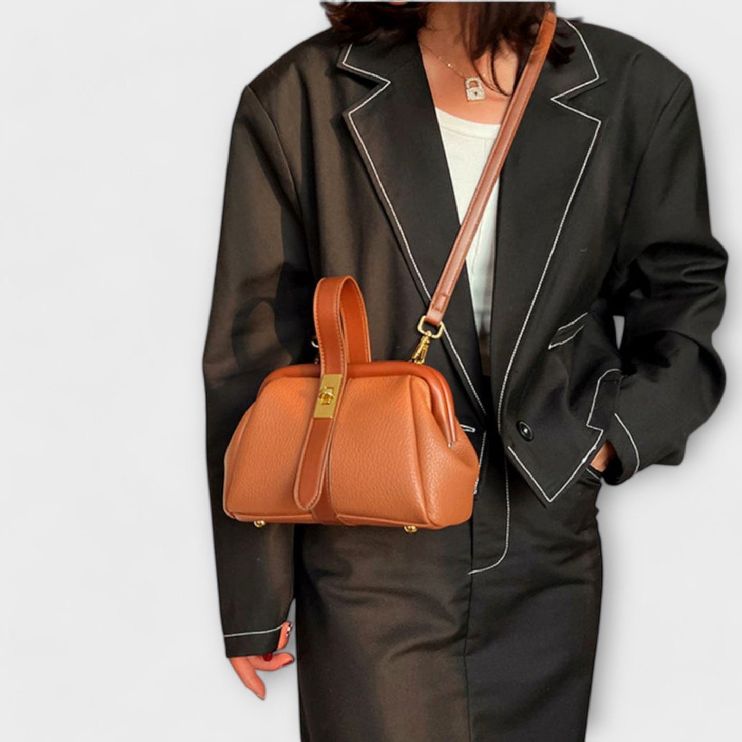 Maelis - Crossbody kabelka ve vintage stylu
